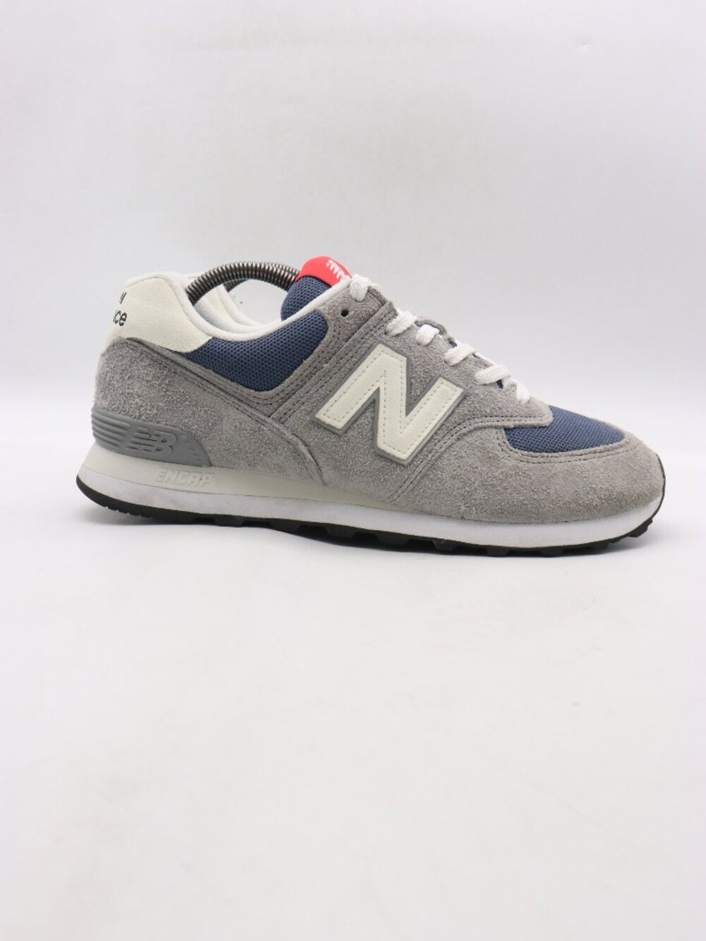 New Balance 574 Men's 10.5 D Womens 12 D Shadow Grey Sea Salt Sneakers U574GWH